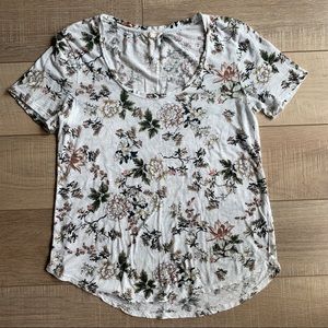 Lucky Brand white floral top size medium